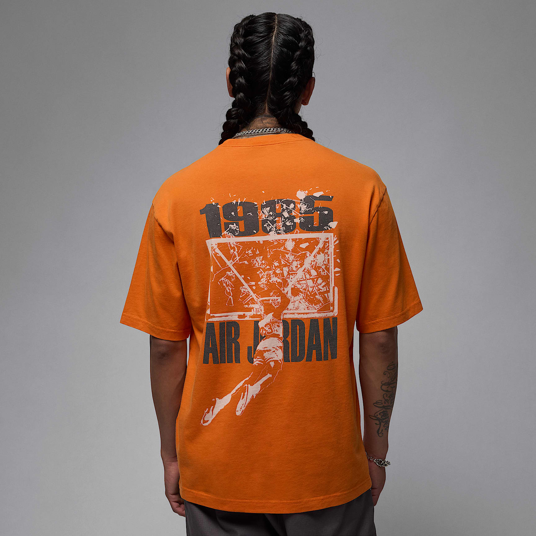 Jordan Brooklyn Men's Oversized Graphic T-Shirt. Nike JP